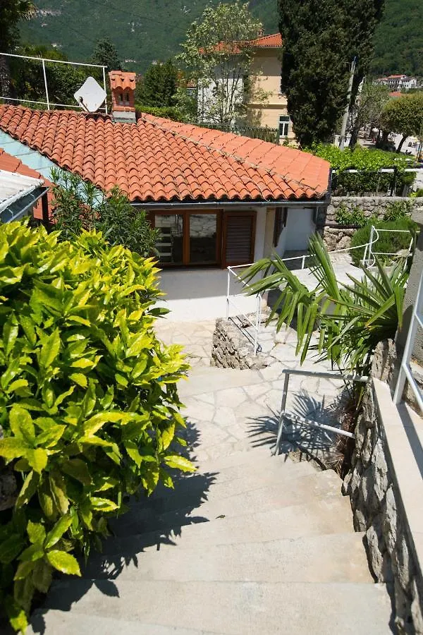 Giardino Laura Apartment Moscenicka Draga