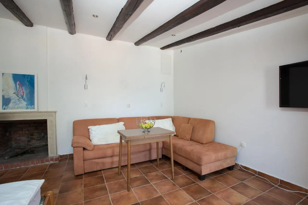 Giardino Laura Apartment Moscenicka Draga